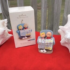 Hallmark 2007 Peanuts “The Sunday Funnies” Ornament